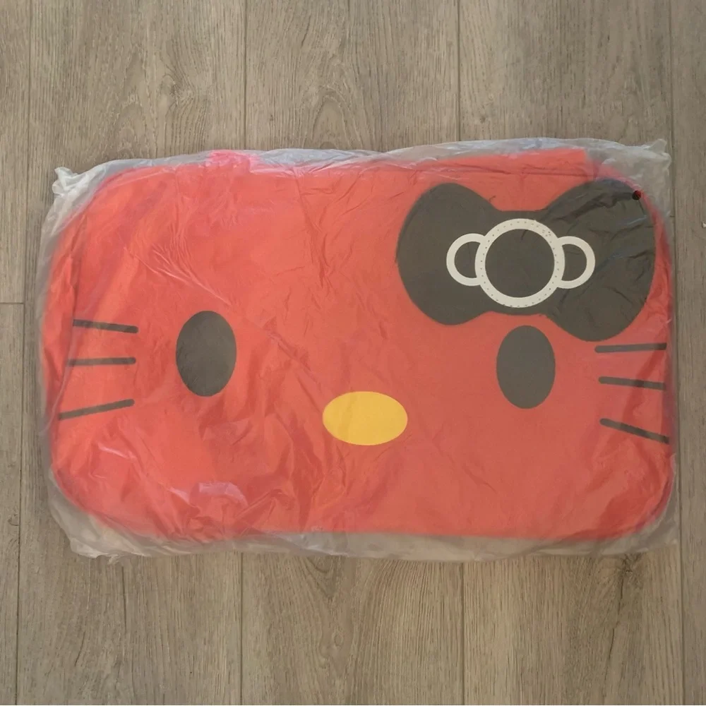 Hello Kitty Large Weekender Bag, Hello Kitty Duffle Bag, Gym Bag, Cat Bag - Picture 2 of 4